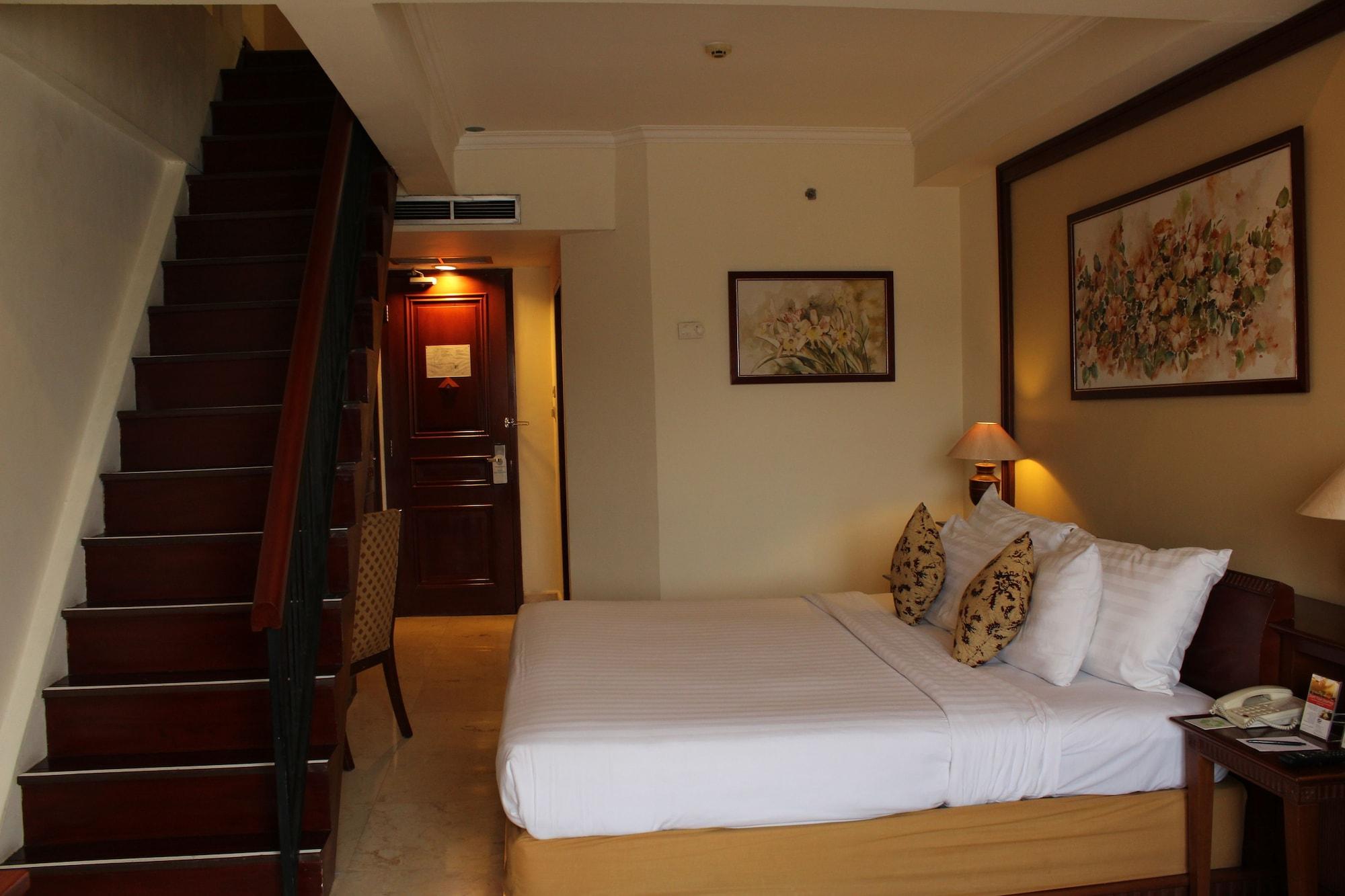 Arion Suites Hotel Bandung Exterior photo
