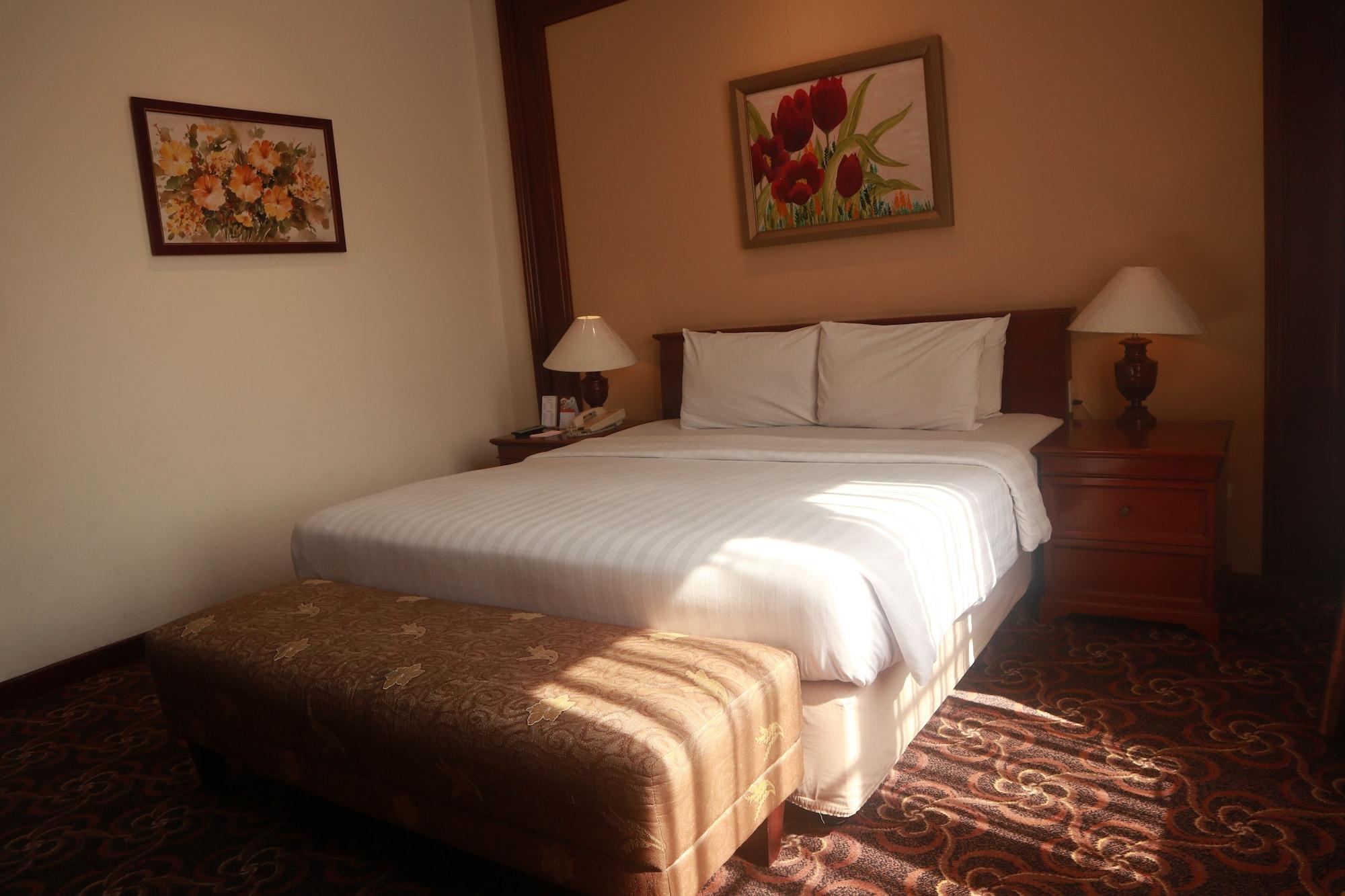 Arion Suites Hotel Bandung Exterior photo