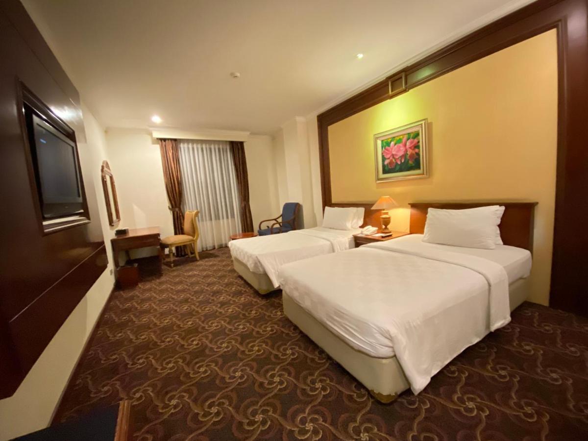 Arion Suites Hotel Bandung Exterior photo