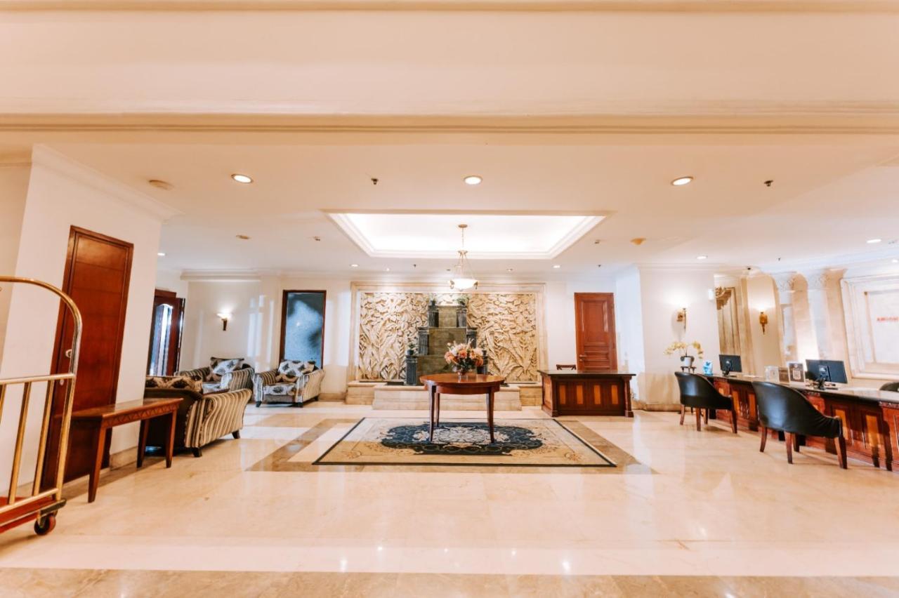 Arion Suites Hotel Bandung Exterior photo